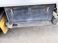 ISUZU Elf Bottle Van TRG-NMR85N 2015 165,011km_19