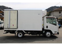 ISUZU Elf Refrigerator & Freezer Truck TPG-NLR85N 2015 174,000km_13