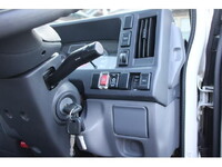 ISUZU Elf Flat Body TRG-NHS85AN 2015 48,000km_31