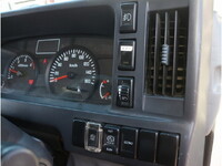 ISUZU Elf Double Cab TRG-NJS85A 2015 78,719km_28