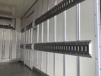 ISUZU Elf Refrigerator & Freezer Truck 2RG-NMR88AN 2020 217,810km_13