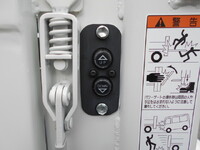 MITSUBISHI FUSO Canter Double Cab 2RG-FBA20 2025 244km_10