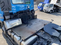 UD TRUCKS Quon Trailer Head QKG-GK6XAB 2016 565,000km_11