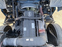 UD TRUCKS Quon Trailer Head QKG-GK6XAB 2016 565,000km_25