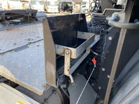 UD TRUCKS Quon Trailer Head QKG-GK6XAB 2016 565,000km_35