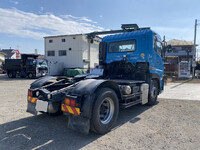 UD TRUCKS Quon Trailer Head QKG-GK6XAB 2016 565,000km_3