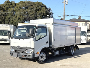 TOYOTA Toyoace Bottle Van TPG-XZU655 2018 143,988km_1