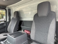 ISUZU Elf Reefer Van 2RG-NPR88YN 2020 182,812km_26