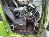 UD TRUCKS Quon Trailer Head QKG-GK6XAB 2014 484,000km_19