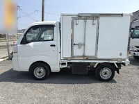 DAIHATSU Hijet Truck Refrigerator & Freezer Truck 3BD-S500P 2022 67,536km_6
