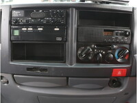 ISUZU Elf Panel Van TKG-NHR85AN 2015 41,736km_23