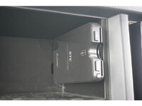 ISUZU Elf Double Cab TRG-NJR85A 2018 65,807km_34