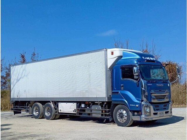 ISUZU Giga Refrigerator & Freezer Truck QPG-CYL77B 2017 1,357,426km_1