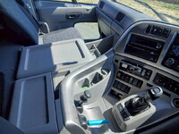 UD TRUCKS Quon Trailer Head QKG-GK6XAB 2015 396,278km_18