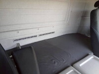 UD TRUCKS Quon Trailer Head QKG-GK6XAB 2015 396,278km_20