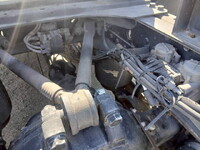 UD TRUCKS Quon Trailer Head QKG-GK6XAB 2015 396,278km_27