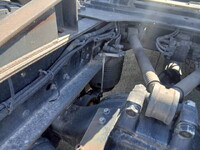 UD TRUCKS Quon Trailer Head QKG-GK6XAB 2015 396,278km_28