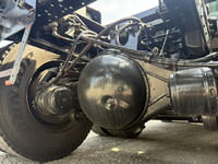 ISUZU Giga Trailer Head QDG-EXZ52BJ 2016 445,000km_18