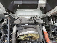 UD TRUCKS Quon Trailer Head 2PG-GK5AAB 2020 212,490km_17