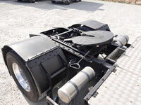 UD TRUCKS Quon Trailer Head 2PG-GK5AAD 2022 473,000km_15