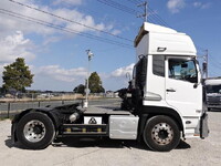 UD TRUCKS Quon Trailer Head 2PG-GK5AAD 2022 473,000km_6