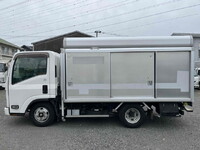 ISUZU Elf Bottle Van TKG-NLR85AN 2014 134,900km_8