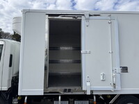 ISUZU Elf Refrigerator & Freezer Truck 2RG-NPR88YN 2018 169,632km_16