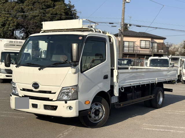 HINO Dutro Flat Body 2RG-XZU720M 2022 65,437km