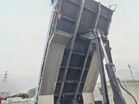 UD TRUCKS Quon Dump 2PG-CW5AL 2022 198,170km_10