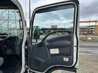 ISUZU Elf Aluminum Van 2RG-NPR88YN 2019 284,000km_22