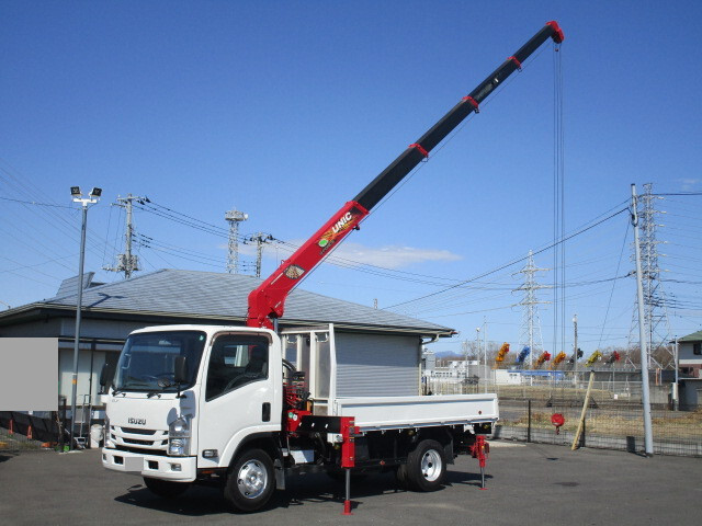 Elf Truck (With 5 Steps Of Cranes)_1
