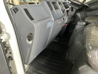 ISUZU Elf Aluminum Van TRG-NLR85AN 2015 96,746km_32