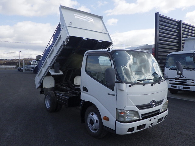 HINO Dutro Dump TKG-XZU630T 2012 86,000km_1