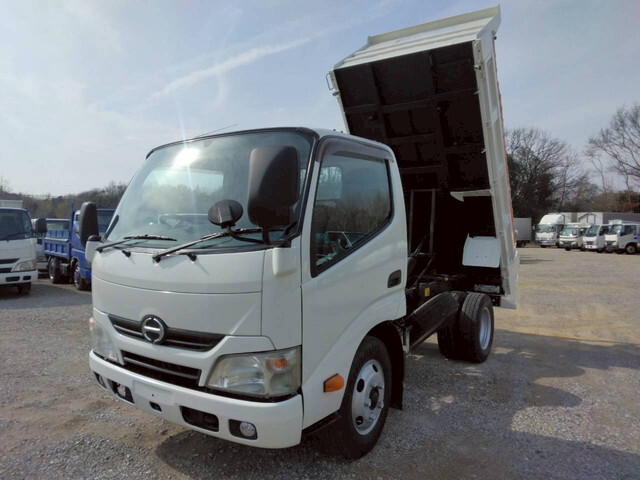 HINO Dutro Dump TKG-XZU630T 2013 128,000km_1