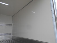MITSUBISHI FUSO Canter Reefer Van 2PG-FEAV0 2021 2,876km_13