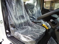 MITSUBISHI FUSO Canter Container Carrier Truck 2RG-FBAV0 2025 350km_25