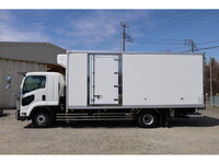 ISUZU Forward Refrigerator & Freezer Truck 2PG-FSR90S2 2018 402,000km_9