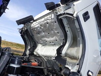 ISUZU Elf Carrier Car TPG-NPR85AN 2018 217,559km_31