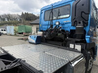 UD TRUCKS Quon Trailer Head 2PG-GK6DAD 2025 2,000km_10