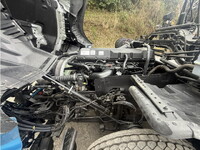 UD TRUCKS Quon Trailer Head 2PG-GK6DAD 2025 2,000km_15