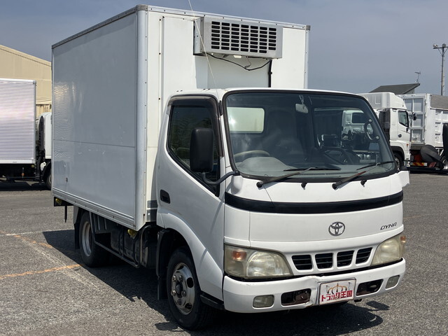Dyna Refrigerator & Freezer Truck_2