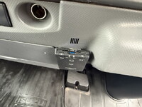 ISUZU Elf Aluminum Van TPG-NLR85N 2015 110,800km_34