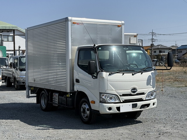 HINO Dutro Aluminum Van 2RG-XZC605M 2020 121,900km_1