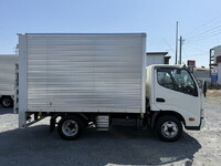 HINO Dutro Aluminum Van 2RG-XZC605M 2020 121,900km_4