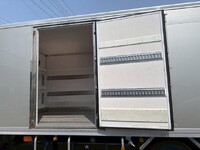 ISUZU Forward Refrigerator & Freezer Truck 2PG-FRR90T2 2022 384,090km_12