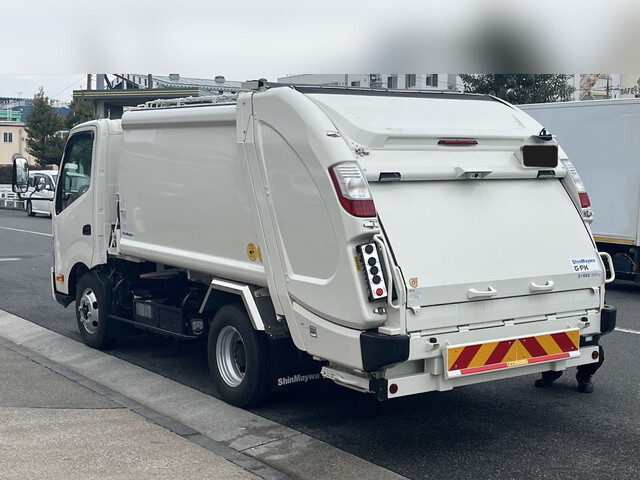 Dutro Garbage Truck_2