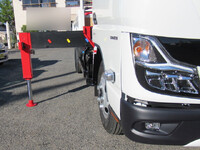 MITSUBISHI FUSO Canter Truck (With 4 Steps Of Cranes) 2RG-FEAV0 2025 181km_11