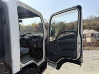 ISUZU Elf Refrigerator & Freezer Truck TPG-NPR85AN 2015 595,666km_31
