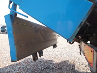 ISUZU Elf Dump PB-NKR81N 2006 135,247km_23