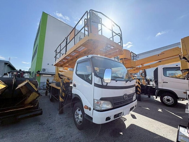 HINO Dutro Cherry Picker BDG-XZU424M 2010 33,914km_1